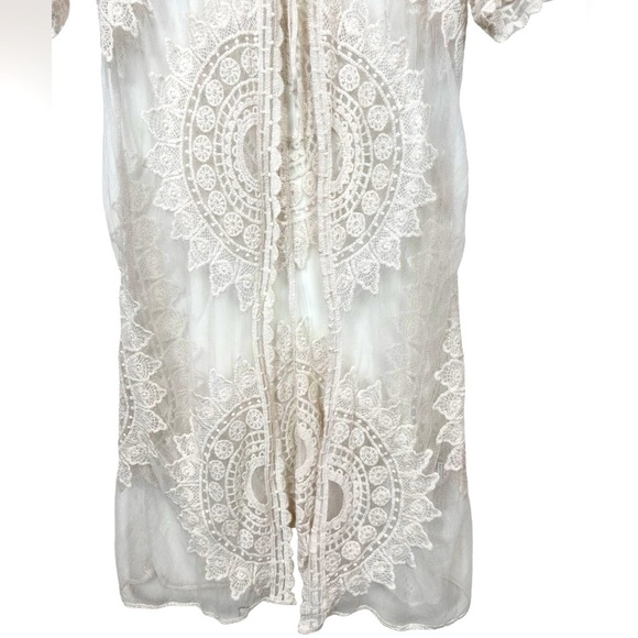 Cream lace topper beach coverup, robe, Medium, embroidered Boho Festival - Picture 4 of 8
